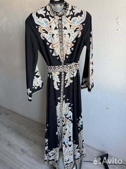 Нарядное женское платье 42-44