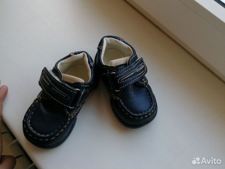 Ботинки новые 19р
