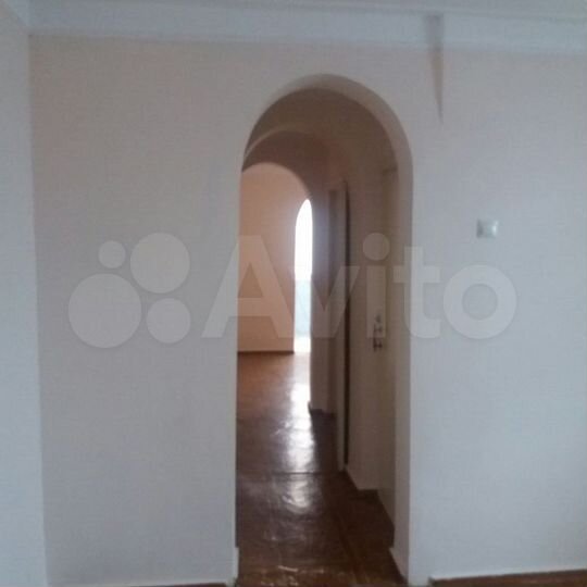 2-к. квартира, 57 м², 5/5 эт.