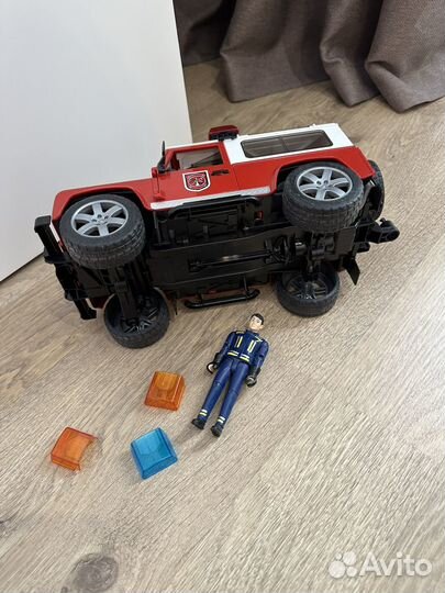 Bruder внедорожник