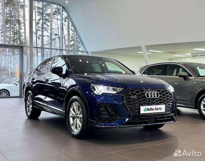 Audi Q3 2.0 AMT, 2025, 30 км