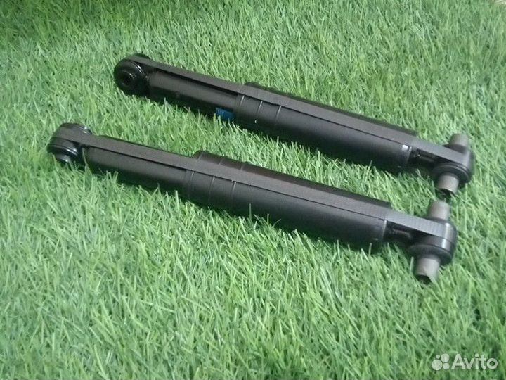 Задние амортизаторы Форд Фокус 2 Вагон новые