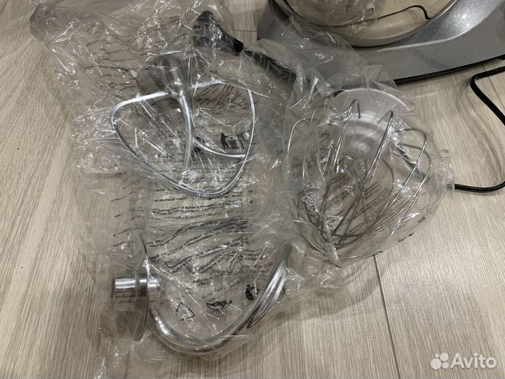 Кухонный комбайн Redmond RKM-4035 1200 Вт