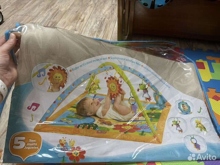 Развивающий коврик tiny love