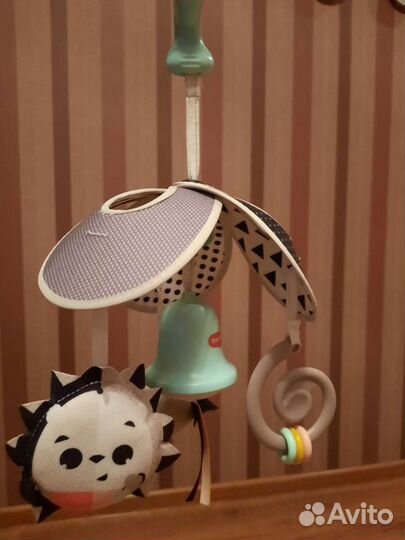 Tiny Love Механическая развивающая игрушка