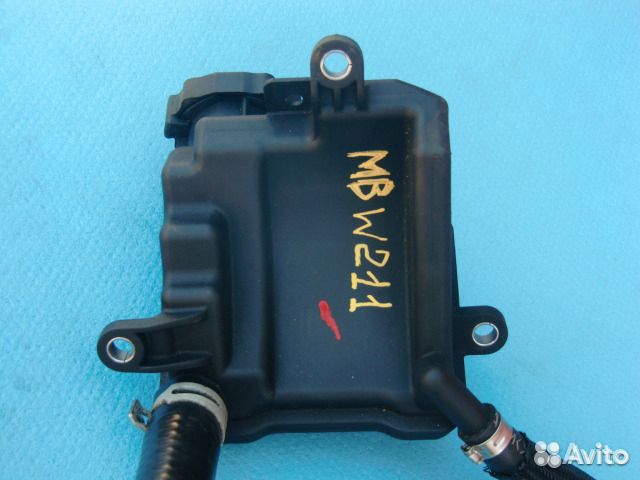 MB W211 E-Klasse 2002-2009г бачок гидроусилителя