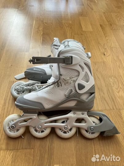 Роликовые коньки женские Reaction R300W