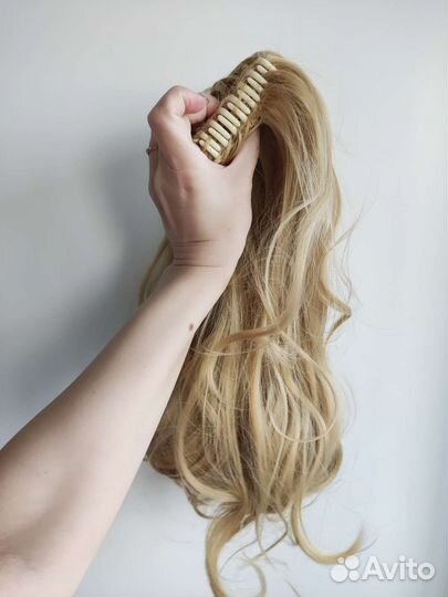 Хвост шиньон на крабе (новый)