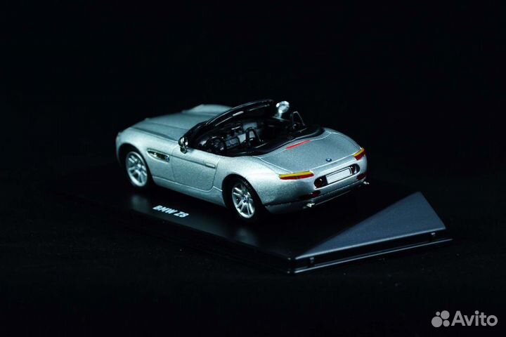 BMW Z8 1:43
