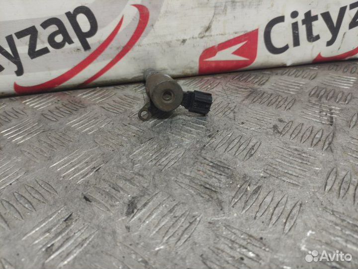 Клапан vvti левый Toyota Alphard MNH10W 1MZ-FE