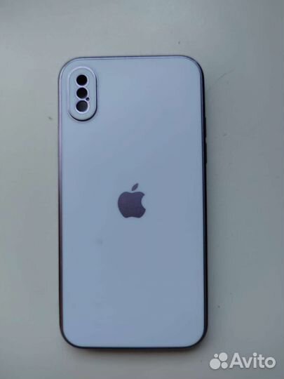 Чехлы на iPhone 10
