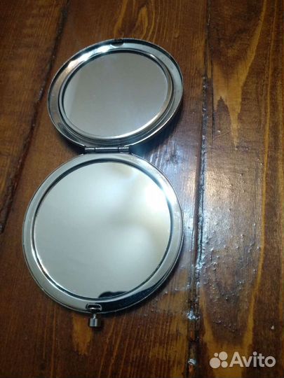 Зеркало, зеркальце карманное