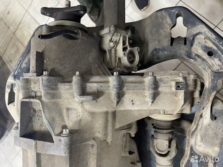 Раздаточная коробка Bmw X5M E70 S63 4.4I 2011