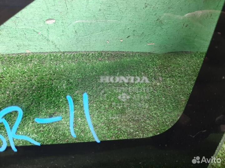 Стекло (форточка) переднее левое Honda Jazz 2004