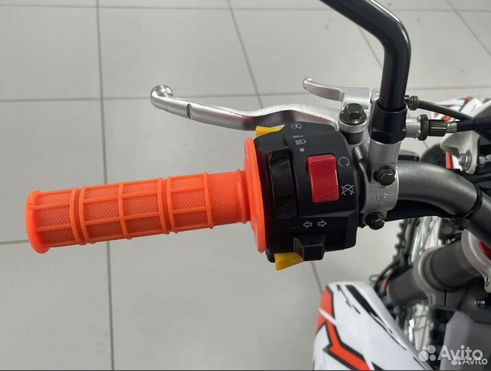 Кроссовый мотоцикл kayo T2 250 MX 21/18 птс