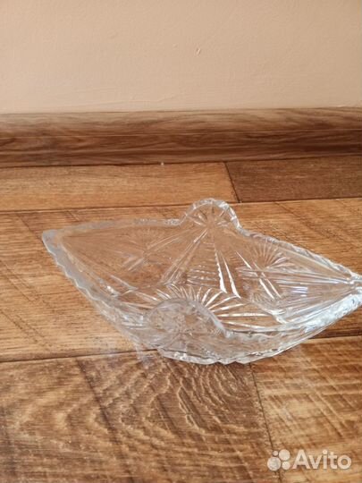 Ваза хрустальная