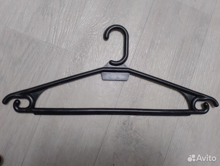 Продам бу плечики