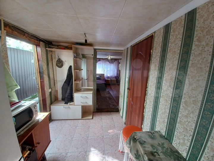 Дом 30 м² на участке 3 сот.