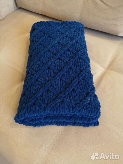 Плюшевый плед из Ализе Пуффи Файн