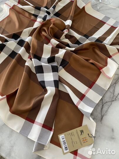 Платок шелковый Burberry коричневый