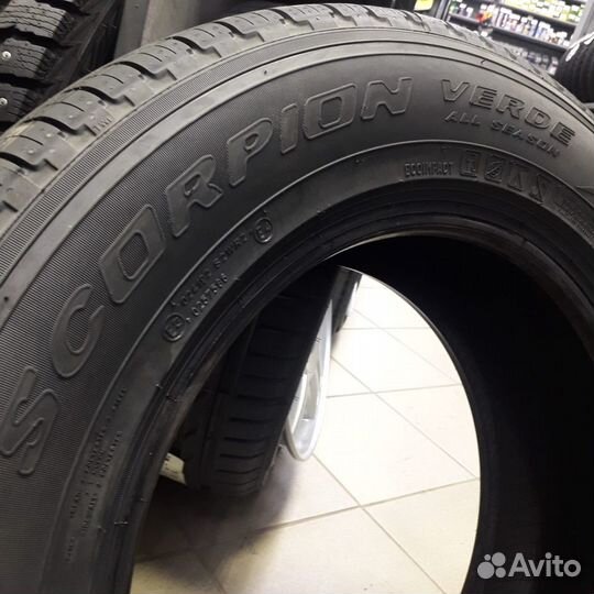 Pirelli Scorpion Verde All Season 215/65 R16 98H