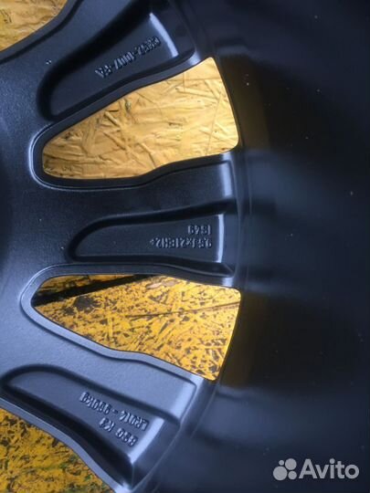 Оригинальные колеса на Land Rover Sport Vogue R21