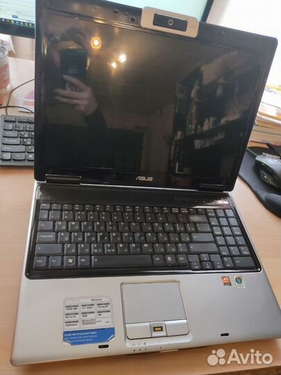 Ноутбук Asus