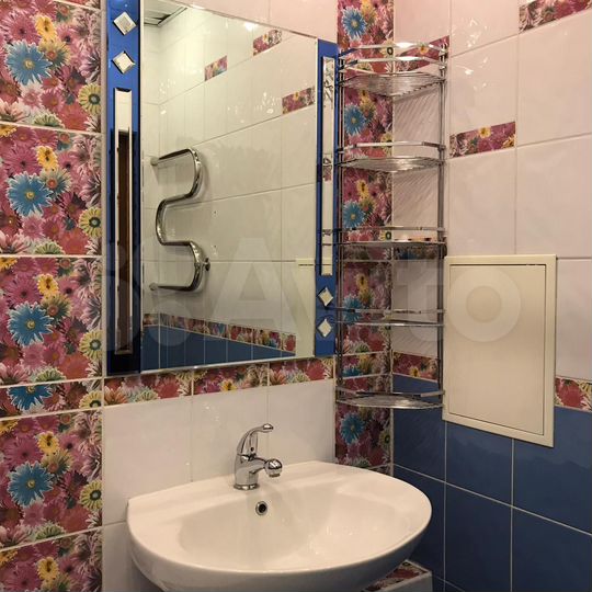 3-к. квартира, 70 м², 6/10 эт.