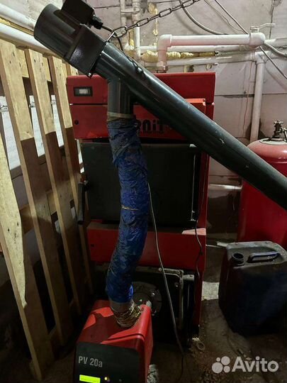 Котёл с автоматической пилетной горелкой