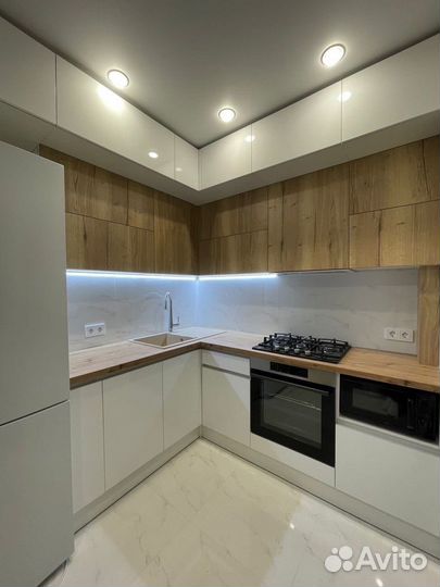 Кухни на заказ/Кухня глянец(цена за весь комплект)