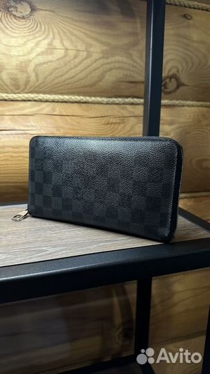 Кошелек Louis Vuitton