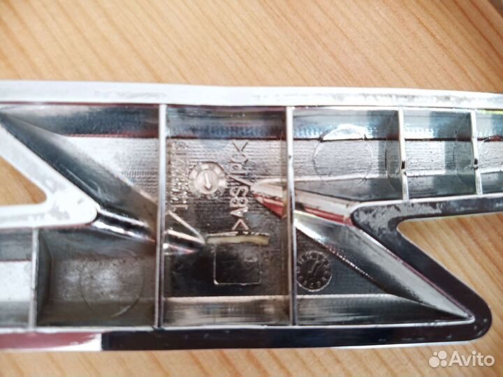 Эмблема на крышку багажника opel zafira b