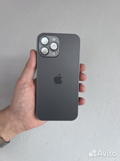 Чехол Silicone с защитой камеры на iPhone