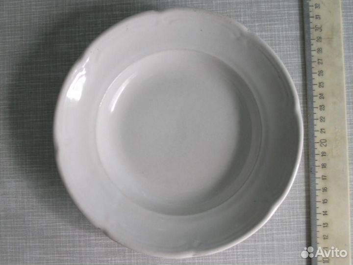 Тарелка Бугульминский фарфоровый завод 1970, СССР