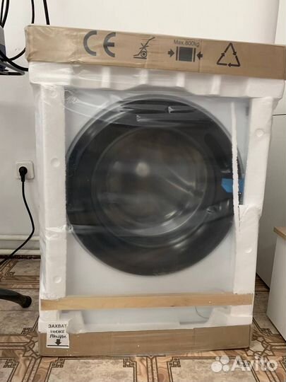 Стиральная машина узкая Haier HW80-BP14969A