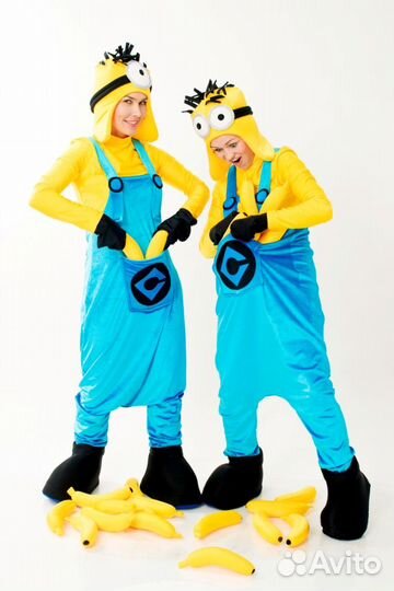 Костюм Миньончика двуглазого + 10 бананов для игр