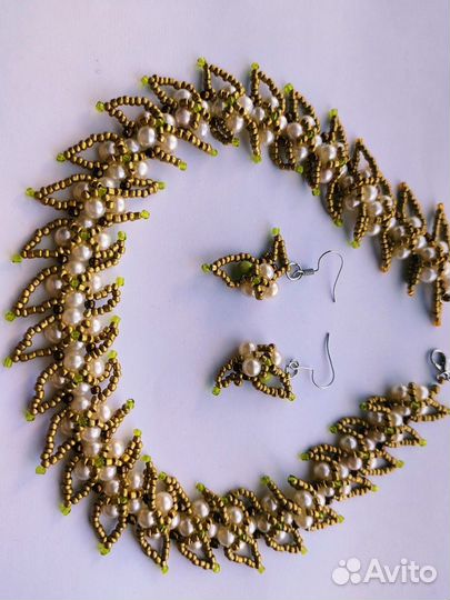 Колье из бисера