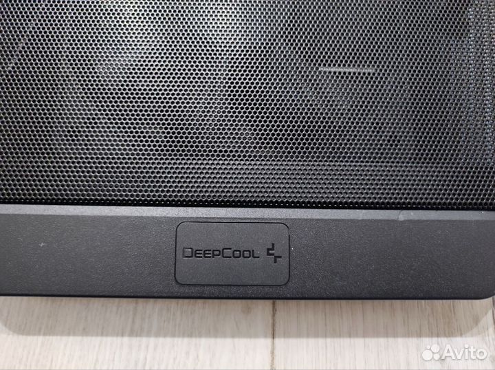 Охлаждающая подставка для ноутбука