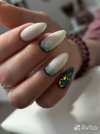 Мастер маникюра и педикюра