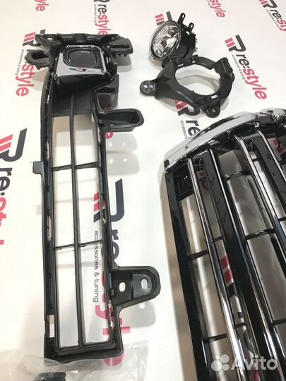 Бампер Toyota Land Cruiser 200 2008-2015 N1812