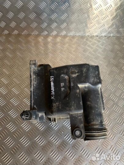 Корпус воздушного фильтра Hyundai Elantra HD G4FC