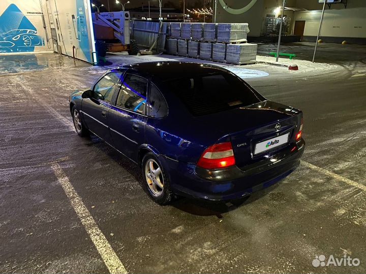 Opel Vectra 1.6 МТ, 1997, 350 000 км