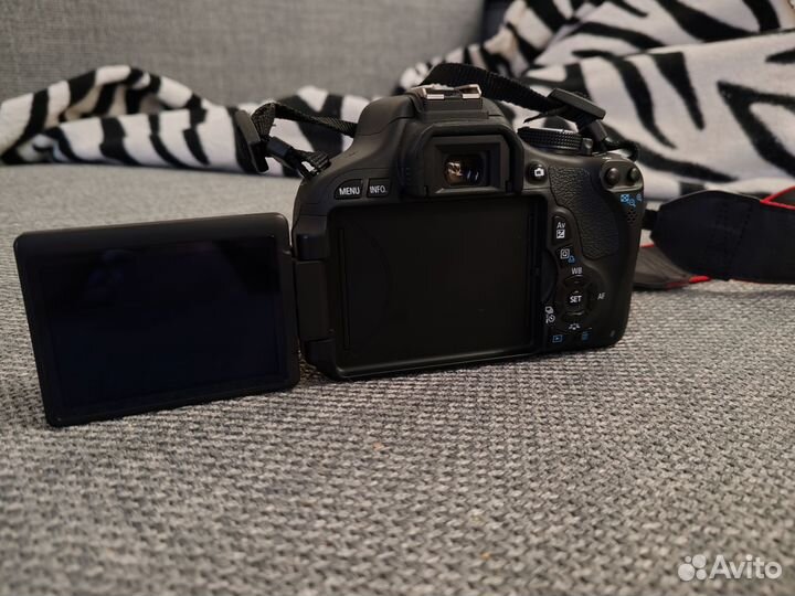 Зеркальный фотоаппарат canon 600d