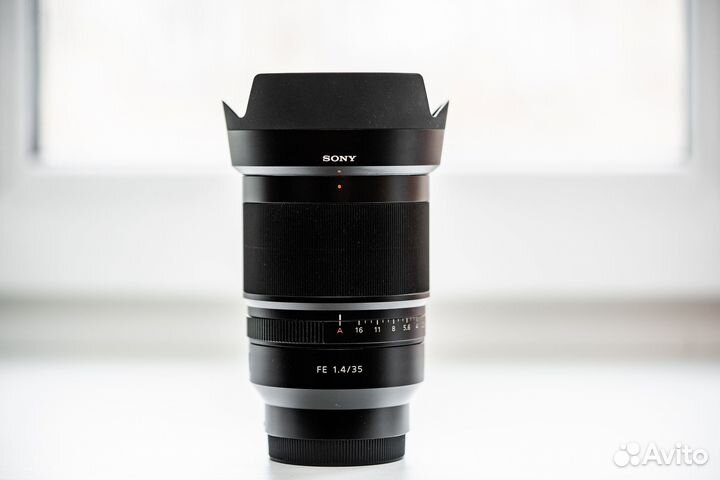 Sony Zeiss Distagon FE 35mm f/1.4 ZA