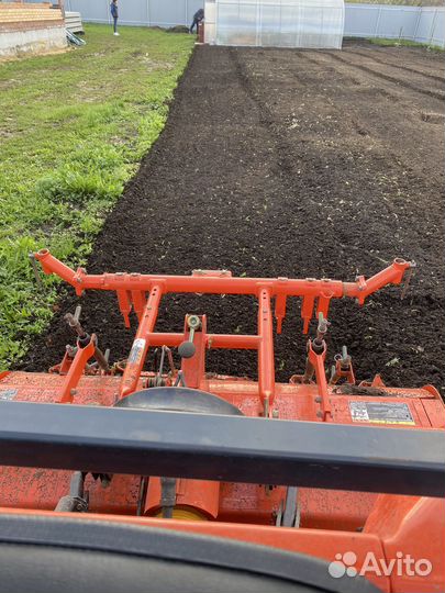 Вспашка земли минитрактором