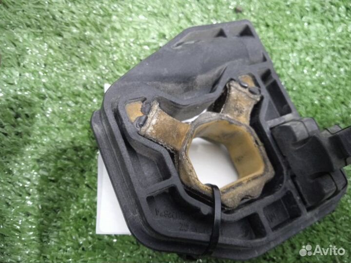 Кронштейн радиатора левый Bmw 320D F30 N47D20C