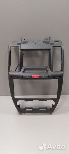 Консоль передняя Land Rover Freelander L359