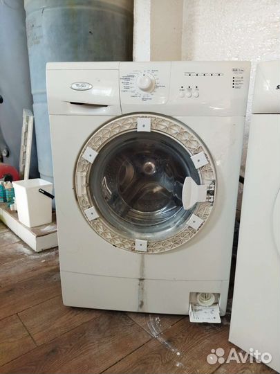 Стиральная машина Whirlpool WF-R1061