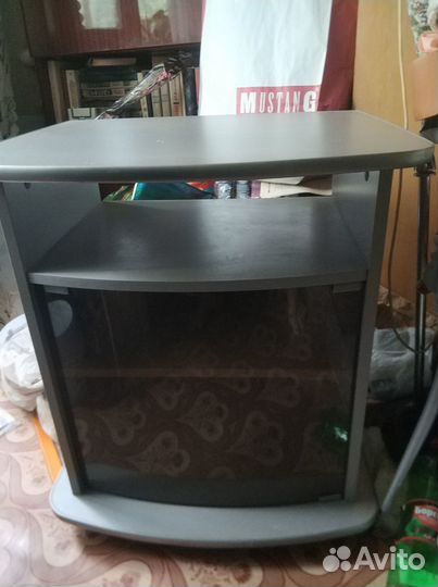 Тумбочка под телевизор