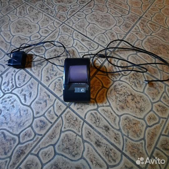 Кассовый аппарат и денежный ящик